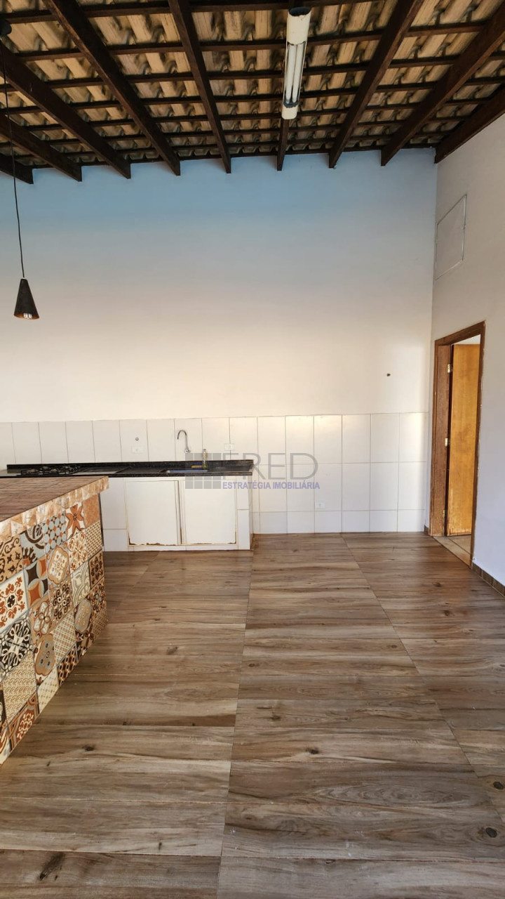 CASA DISPONIVEL PARA VENDA OU LOCAÇÃO - REGIÃO SUL DE LONDRINA