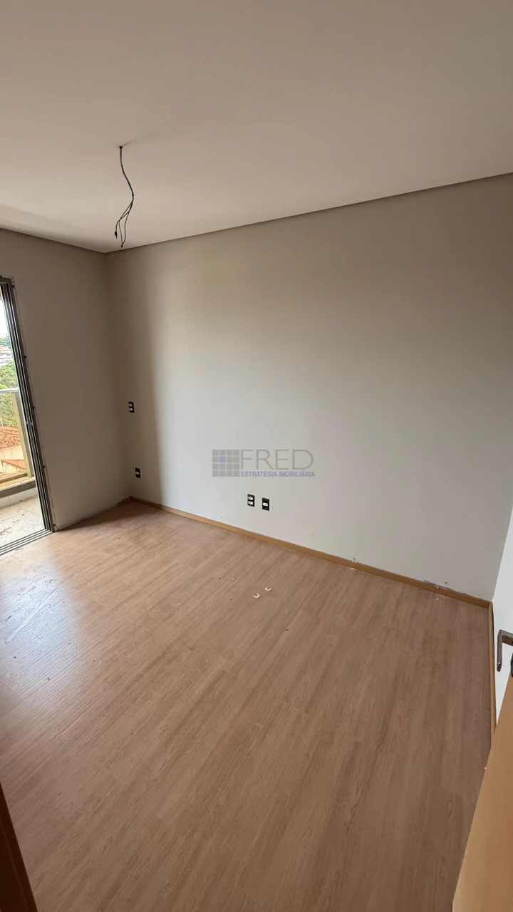 APARTAMENTO A VENDA -NOVO - VISTA LAGO - ANDAR  INTERMEDIARIO