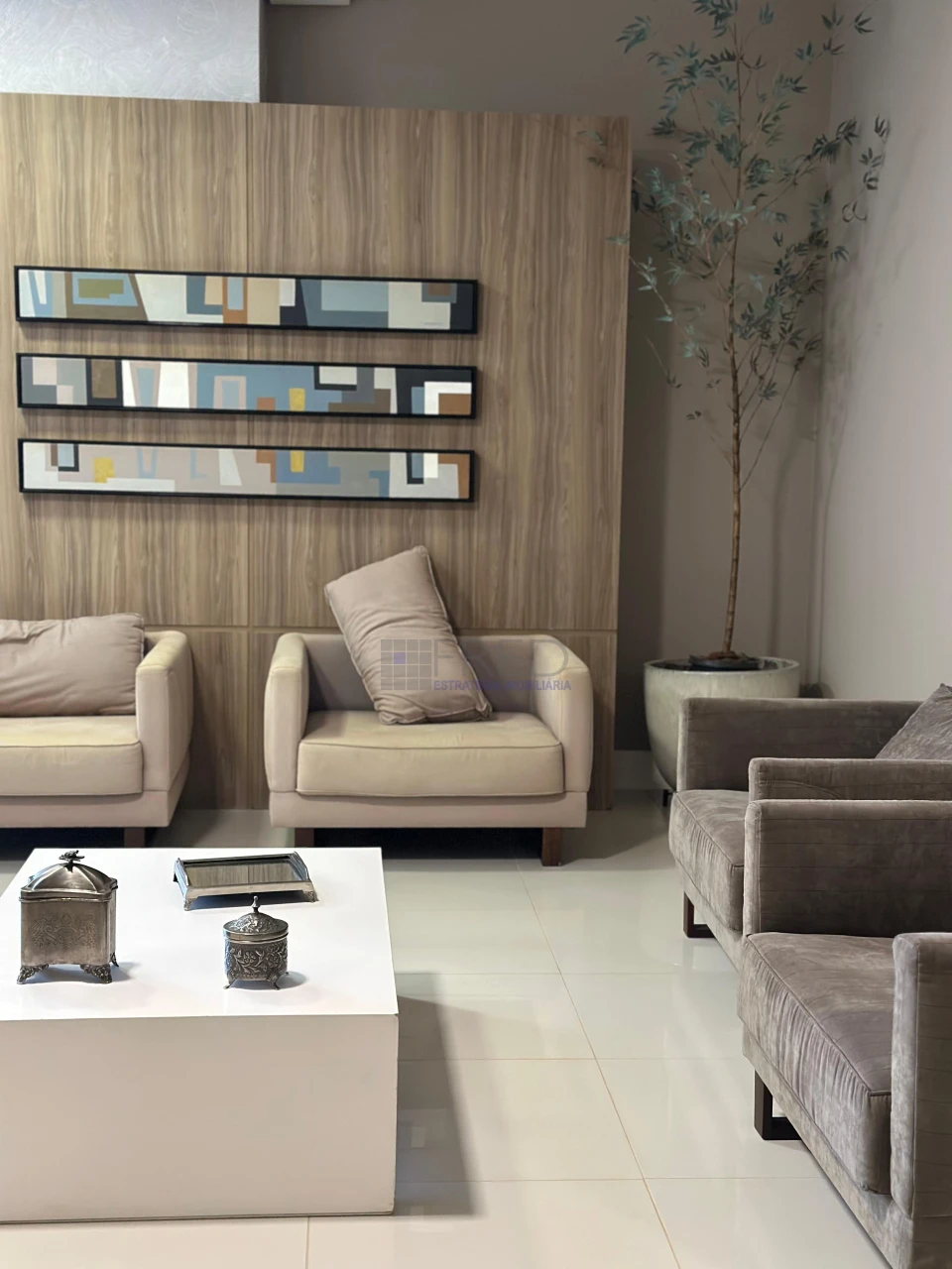 APARTAMENTO A VENDA NO EDIFÍCIO FERNANDO PESSOA