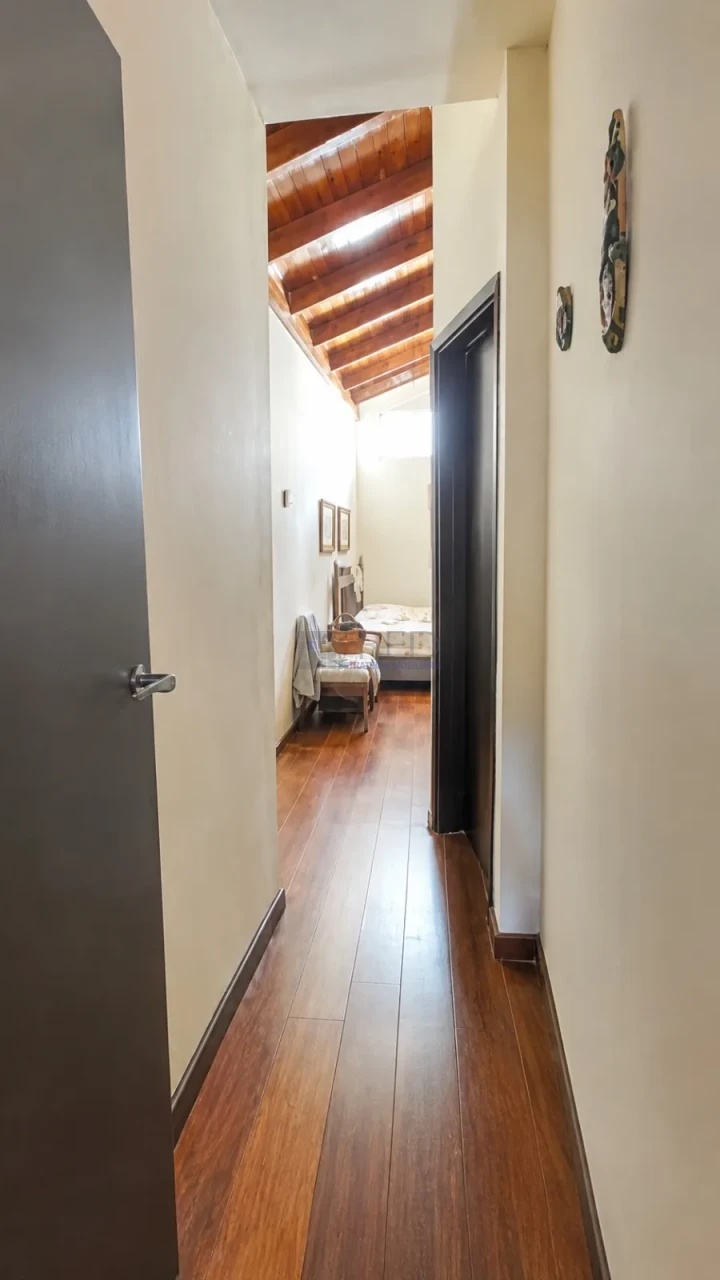 CASA RESIDENCIAL E COMERCIAL À VENDA NA AV PAUL HARRIS