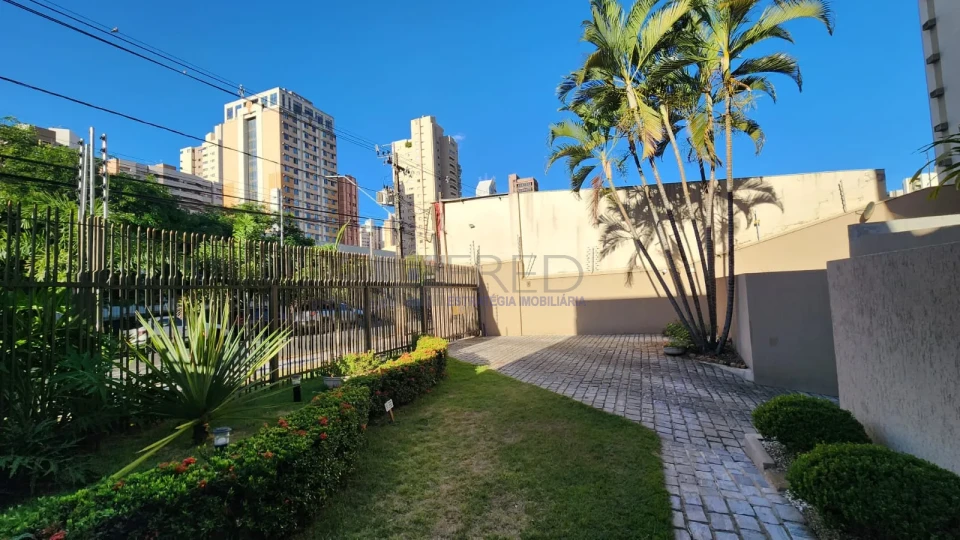 APARTAMENTO NA RUA GOIÁS
