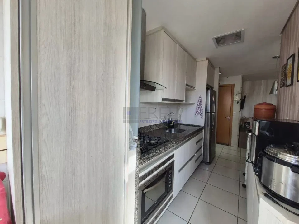 Imagens do imóveis APARTAMENTOAVENDA -ANDAR BAIXO - TORRES INGLATERRA