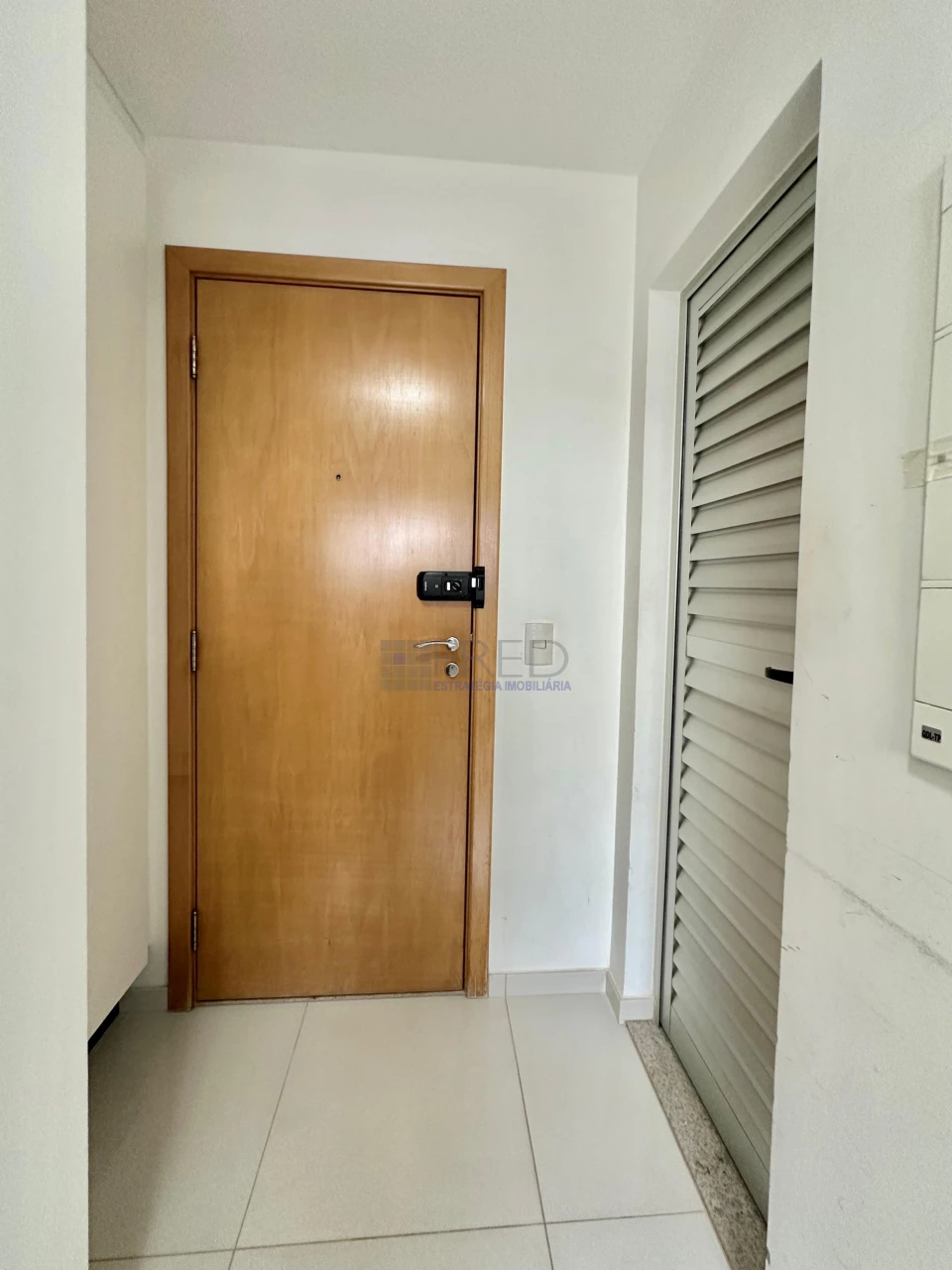 APARTAMENTO A VENDA NO EDIFÍCIO FERNANDO PESSOA