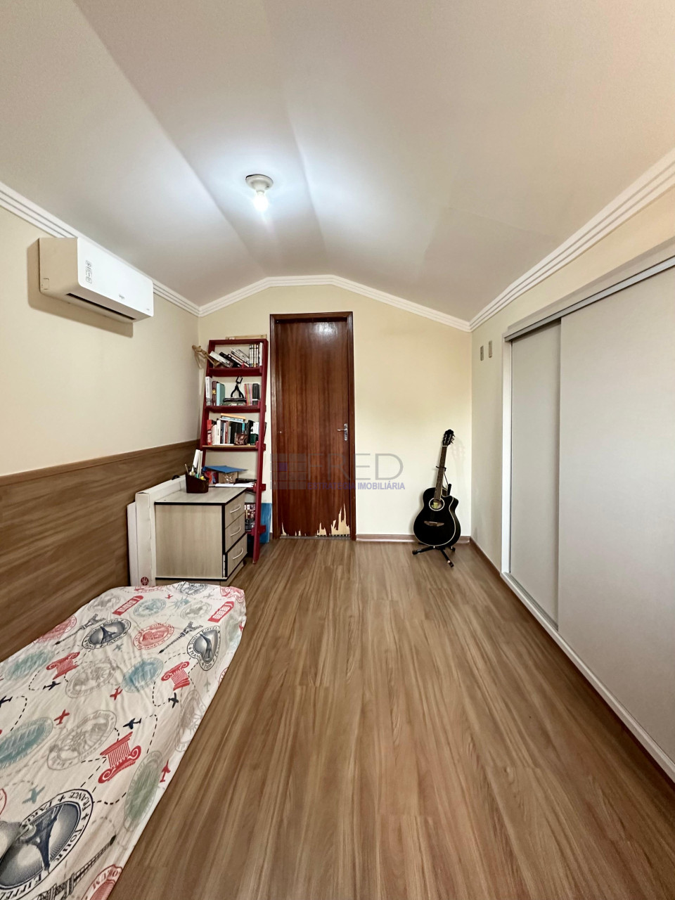 CASA À VENDA JARDIM GUARARAPES LONDRINA