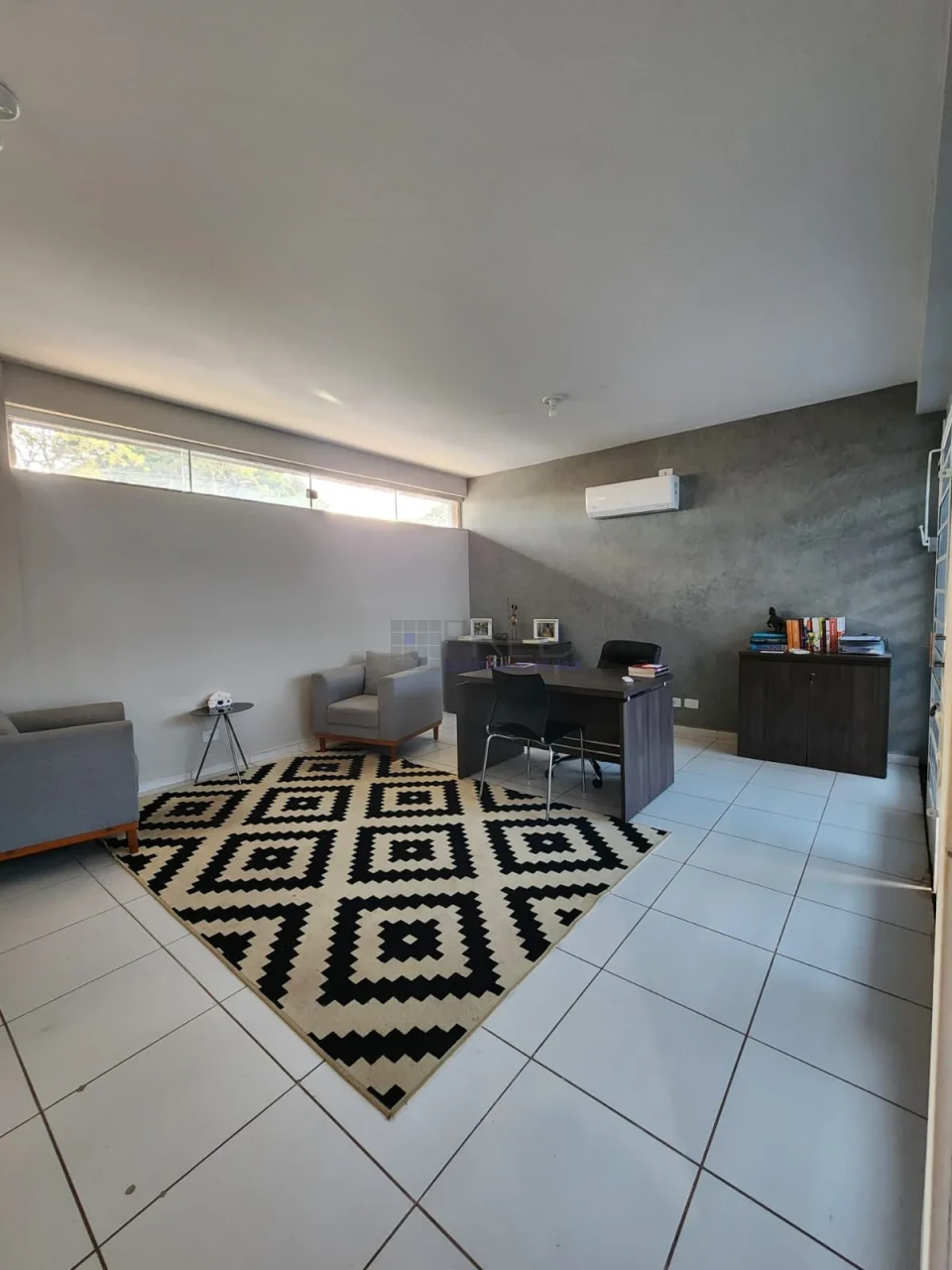 CASA COMERCIAL PARA LOCAÇÃO NO SHANGRI-LÁ