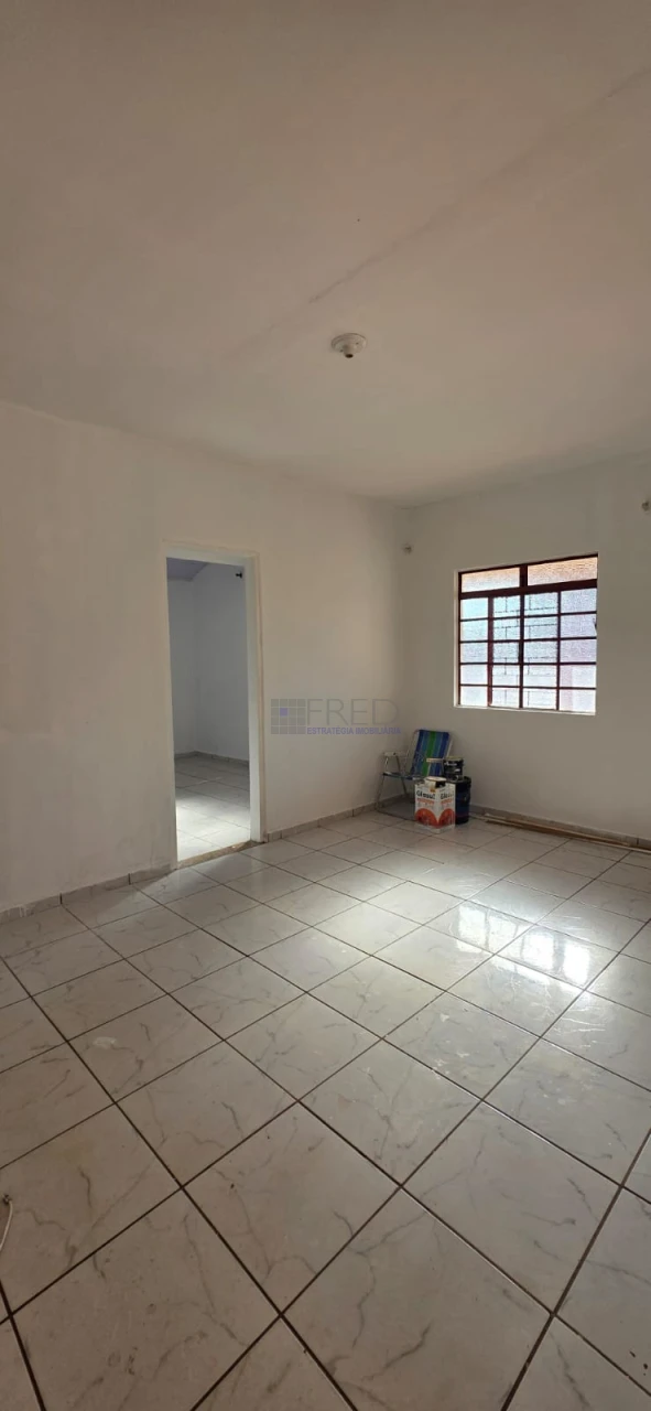 RESIDENCIA  A  VENDA RUA NILO GONZALES VICENTE - JARDIM CAFEZAL