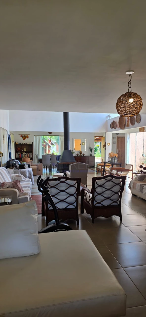 LINDA CHACARA A VENDA, PORTEIRA FECHADA - MORADIA OU LAZER EM CAMBÉ PR