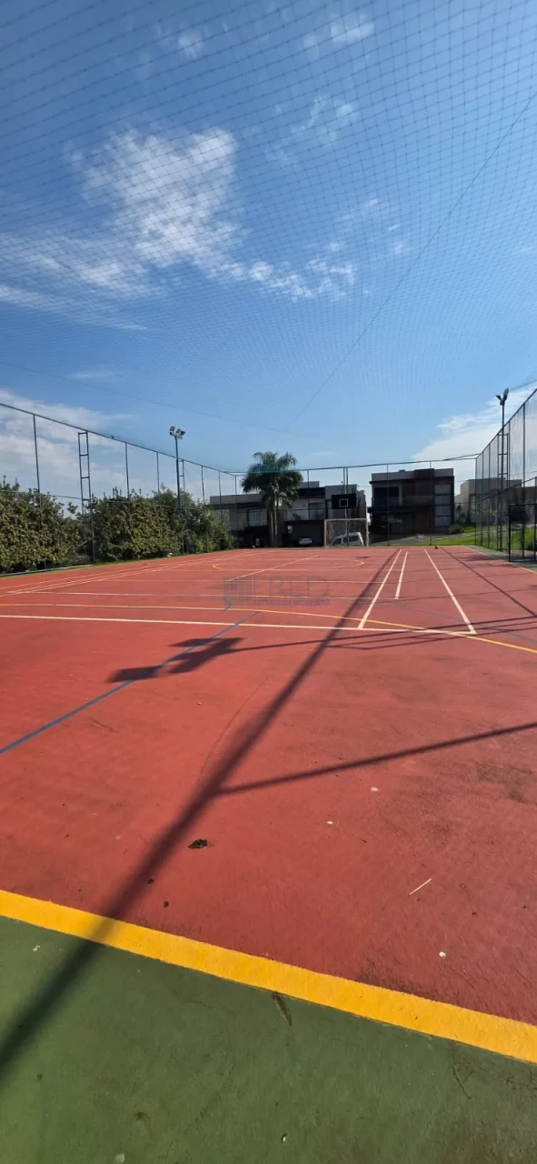 Imagens do imóveis EXCELENTE TERRENO A VENDA - PARTE ALTA  - CONDOMINIO ARANGUÁ - PARQUE TAUÁ