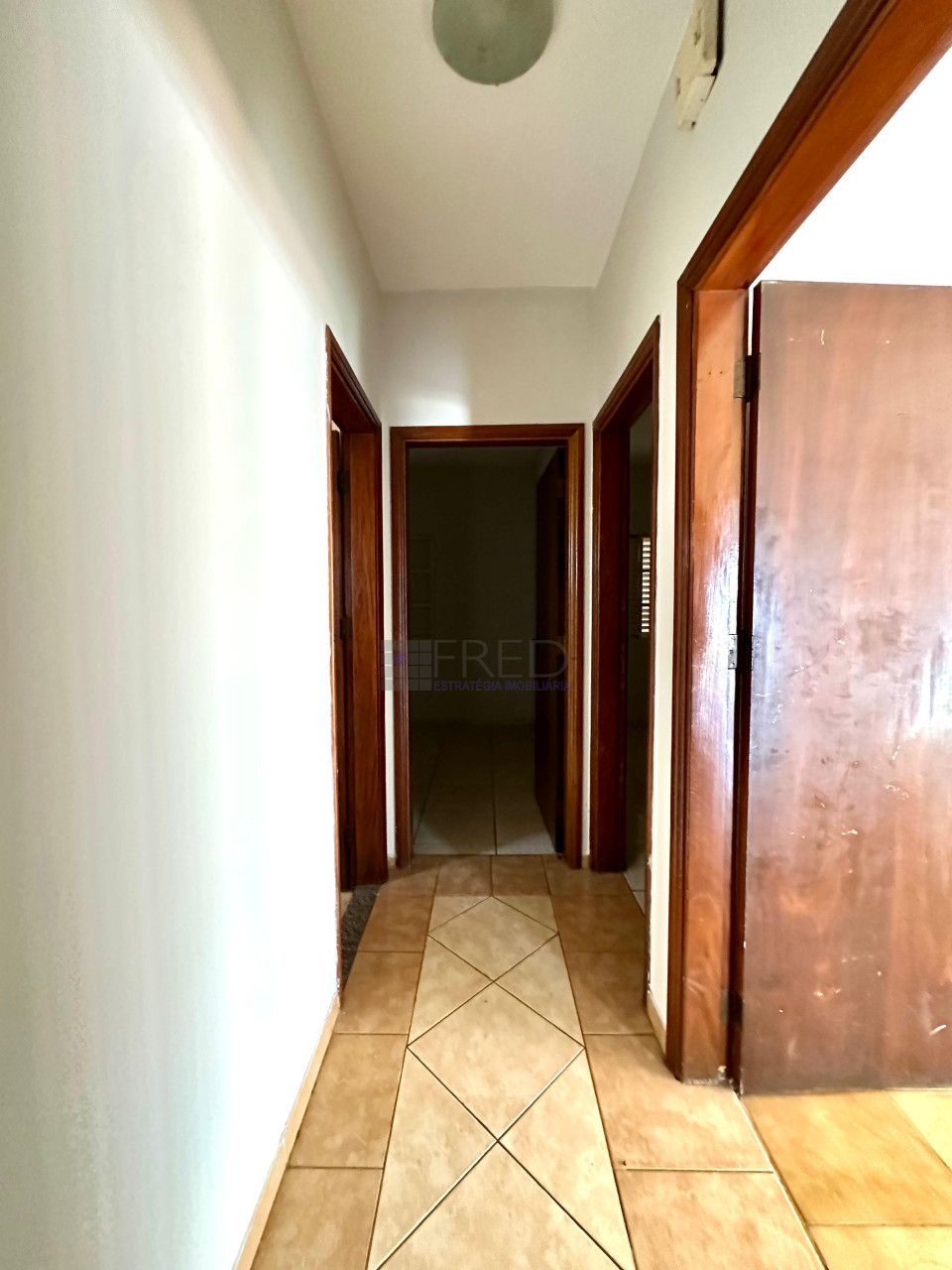 SOBRADO A VENDA EM CAMBÉ