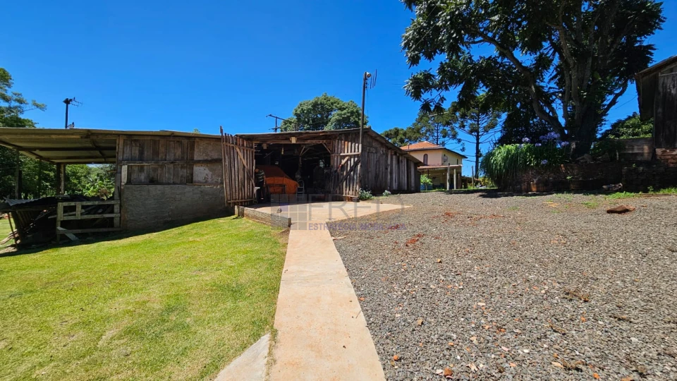 Lindo sitio - região sul de Londrina - 22,42 alqueires paulista.