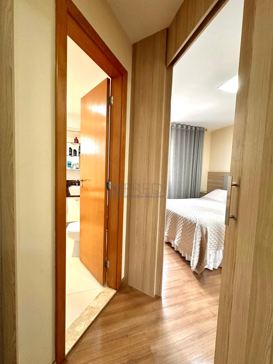 APARTAMENTO A VENDA NO EDIFÍCIO FERNANDO PESSOA