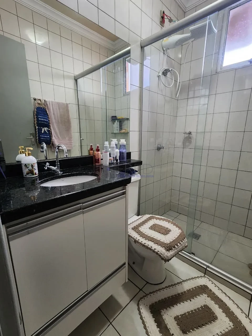 VENDO APARTAMENTO NO CONDOMÍNIO RESIDENCIAL ANSELMO VEDOATO