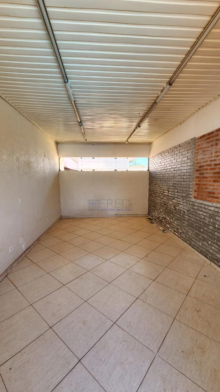 EXCELENTE IMÓVEL COMERCIAL PARA LOCAÇÃO - TOTALMENTE TÉRREO