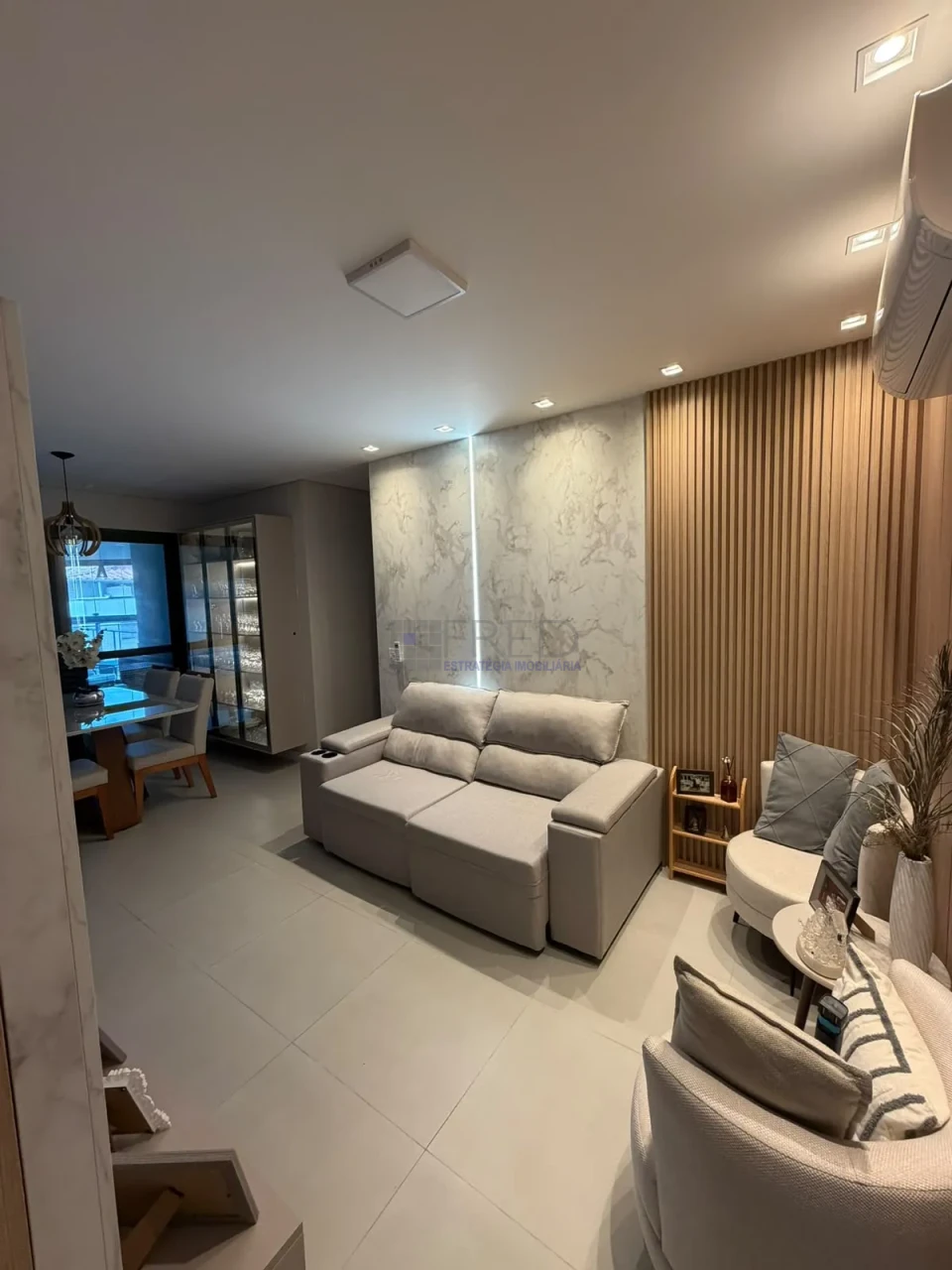 Imagens do imóveis APARTAMENTO  EDIFICIO ODYSSEY - ANDAR BAIXO - SOL DA MANHA - COMPLETO DE ARMARIOS