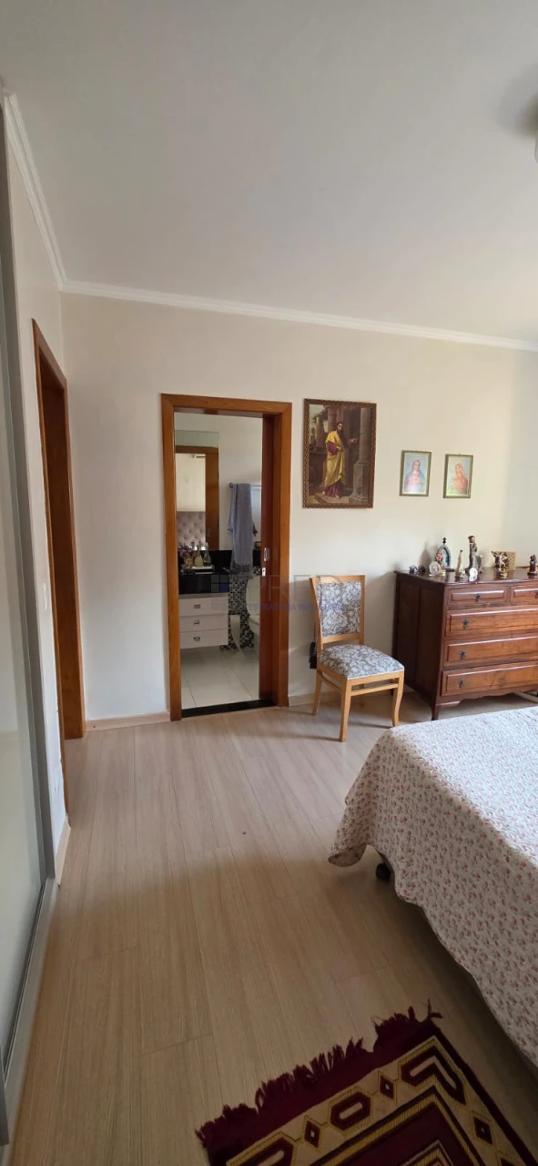 LINDA CASA TÉRREA A VENDA