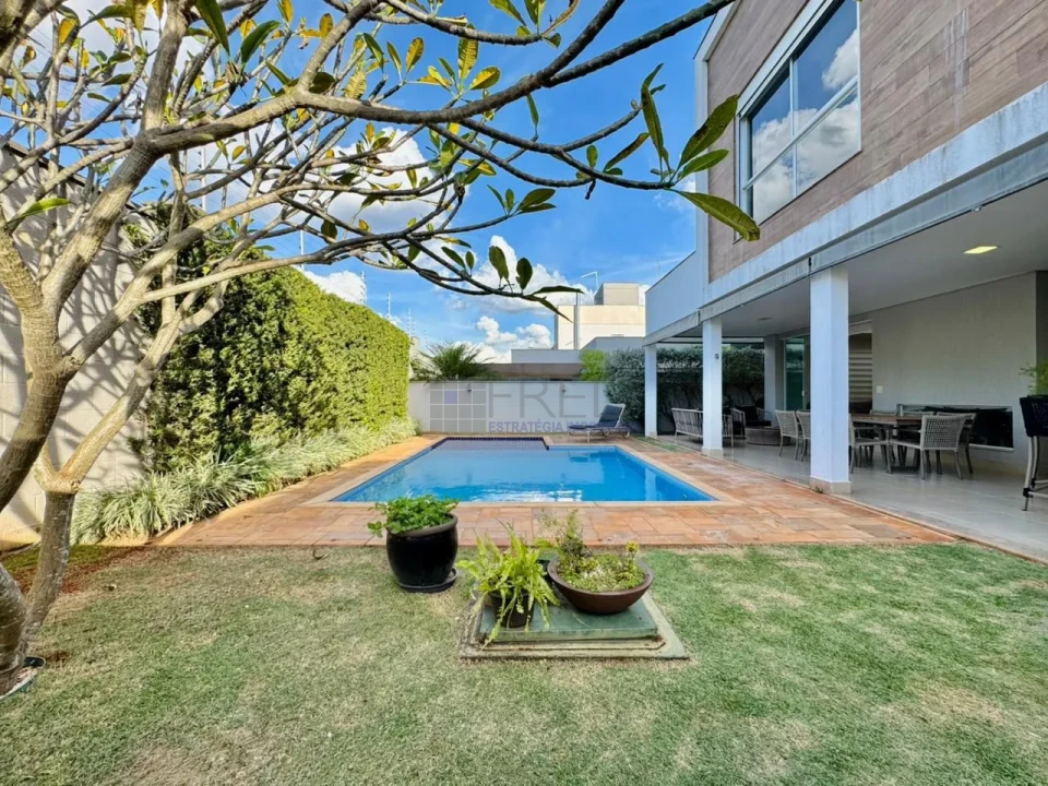 EXCELENTE RESIDENCIA A VENDA - COND, ALPHAVILLE  II