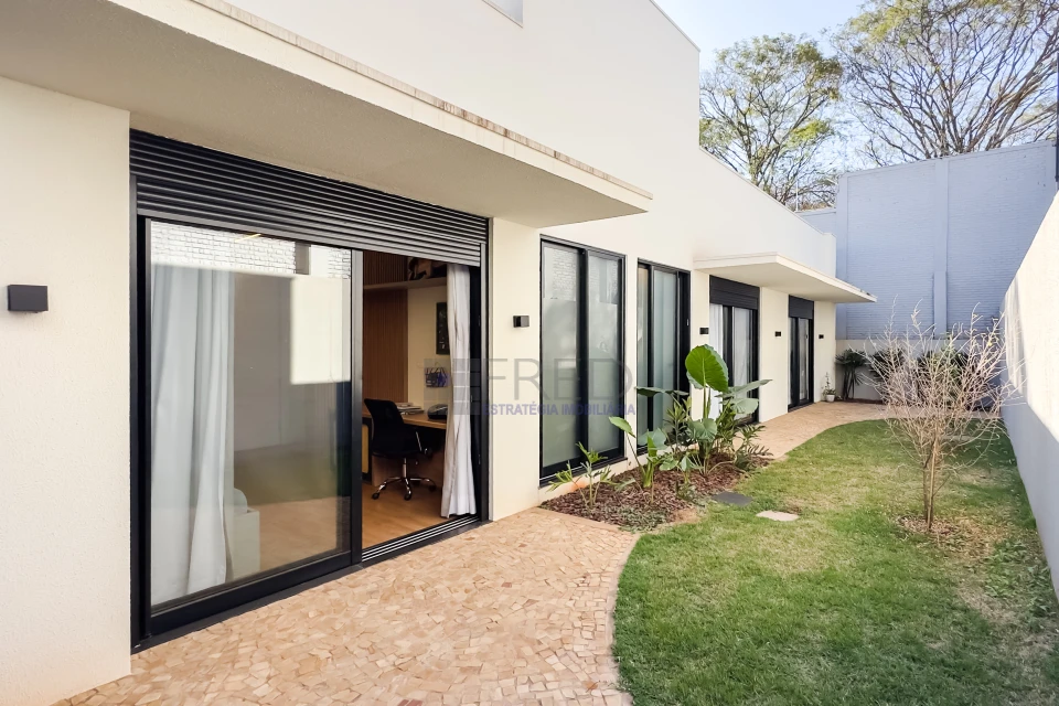 LINDA RESIDENCIA A VENDA CONDOMINIO PITANGUÁ