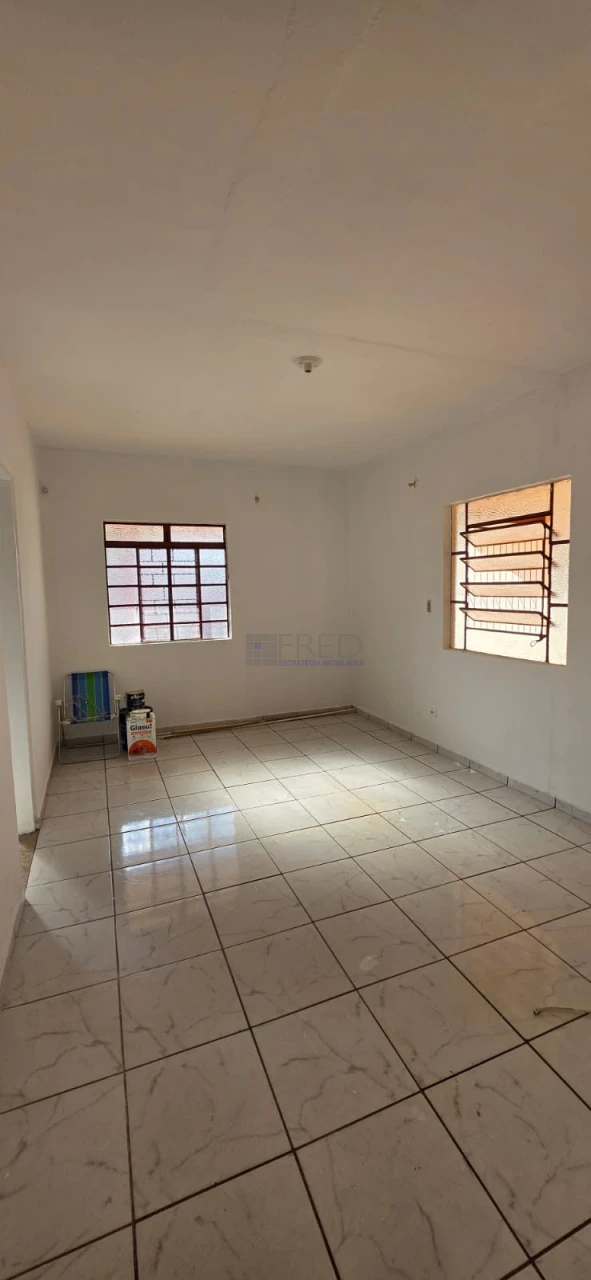 RESIDENCIA  A  VENDA RUA NILO GONZALES VICENTE - JARDIM CAFEZAL