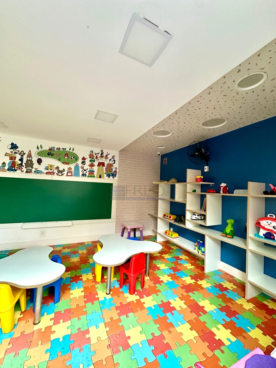 APARTAMENTO A VENDA NO EDIFÍCIO FERNANDO PESSOA