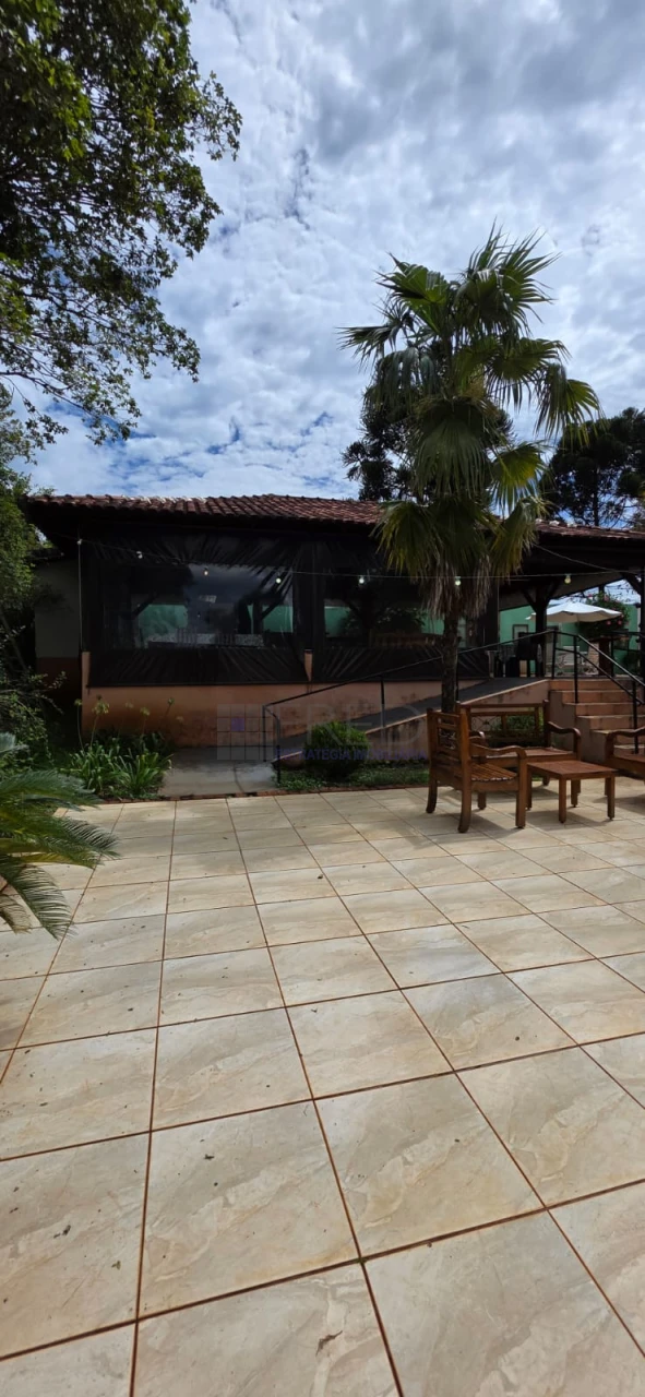 LINDA CHACARA A VENDA, PORTEIRA FECHADA - MORADIA OU LAZER EM CAMBÉ PR