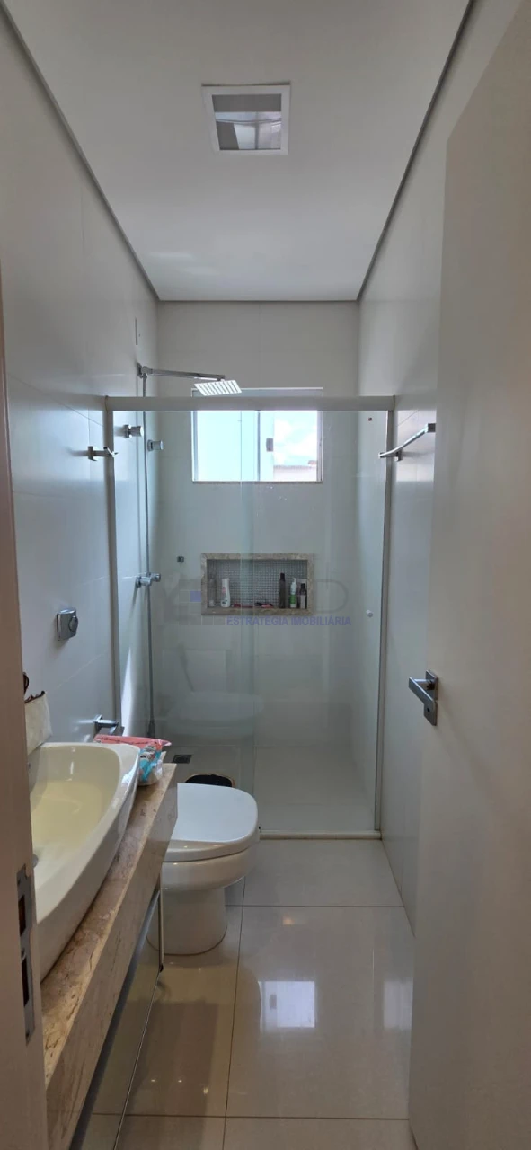 EXCELENTE CASA TÉRREA A VENDA - 3 SUÍTES - ROYAL FOREST RESIDENCE & RESORT