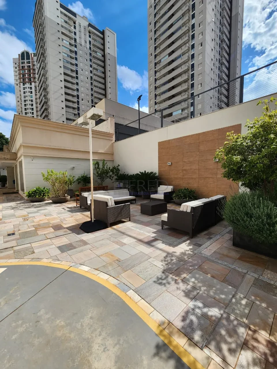 APARTAMENTO ANDAR ALTO, COMPLETO  "PORTEIRA FECHADA" - ÉLÉGANCE RESIDENCE