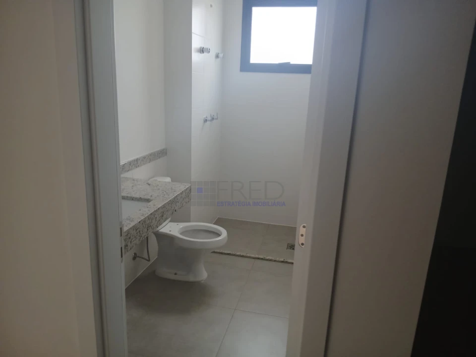APARTAMENTO A VENDA - SENSE - ANDAR ALTO, 02 VAGAS DE GARAGEM COM BOX