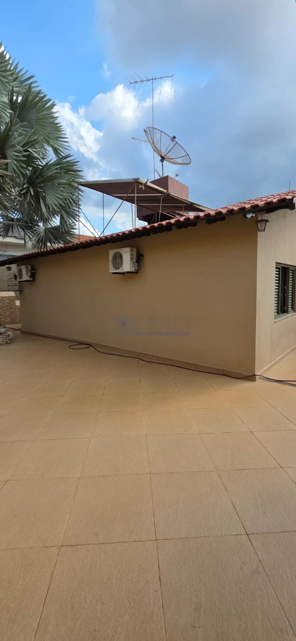 LINDA CASA TÉRREA A VENDA