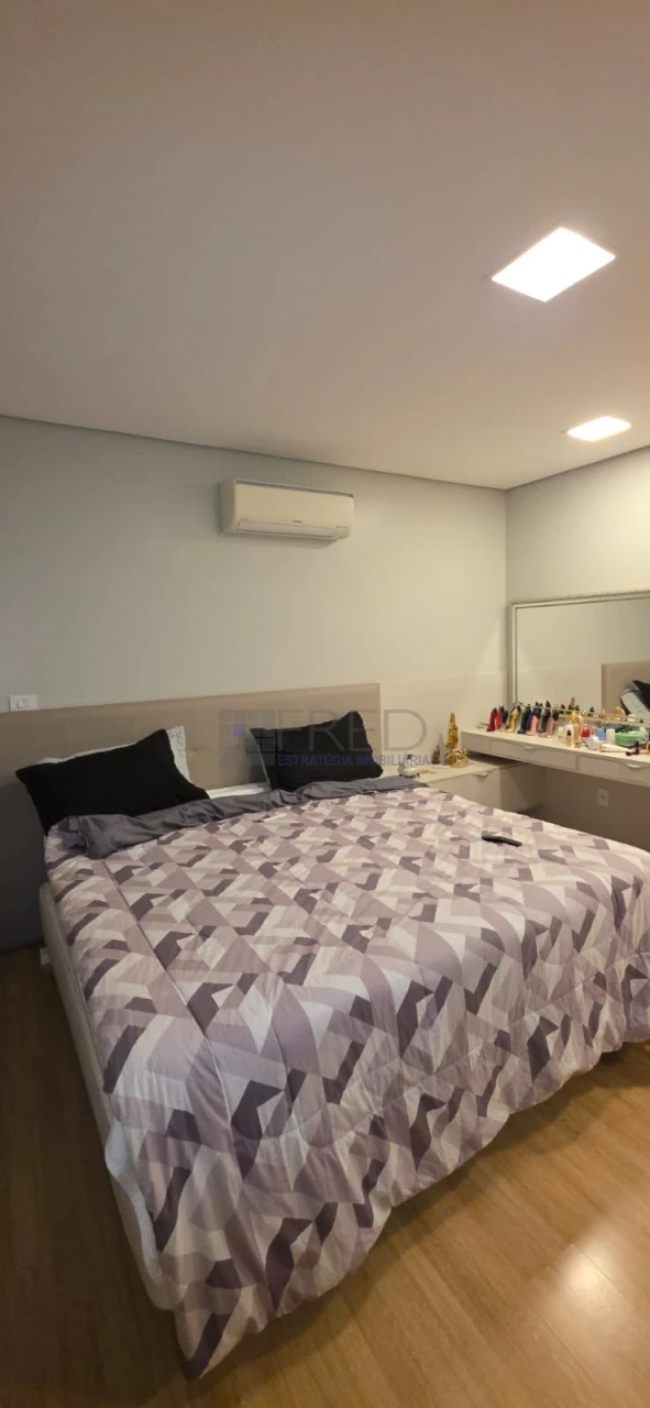 EXCELENTE CASA TÉRREA A VENDA - 3 SUÍTES - ROYAL FOREST RESIDENCE & RESORT