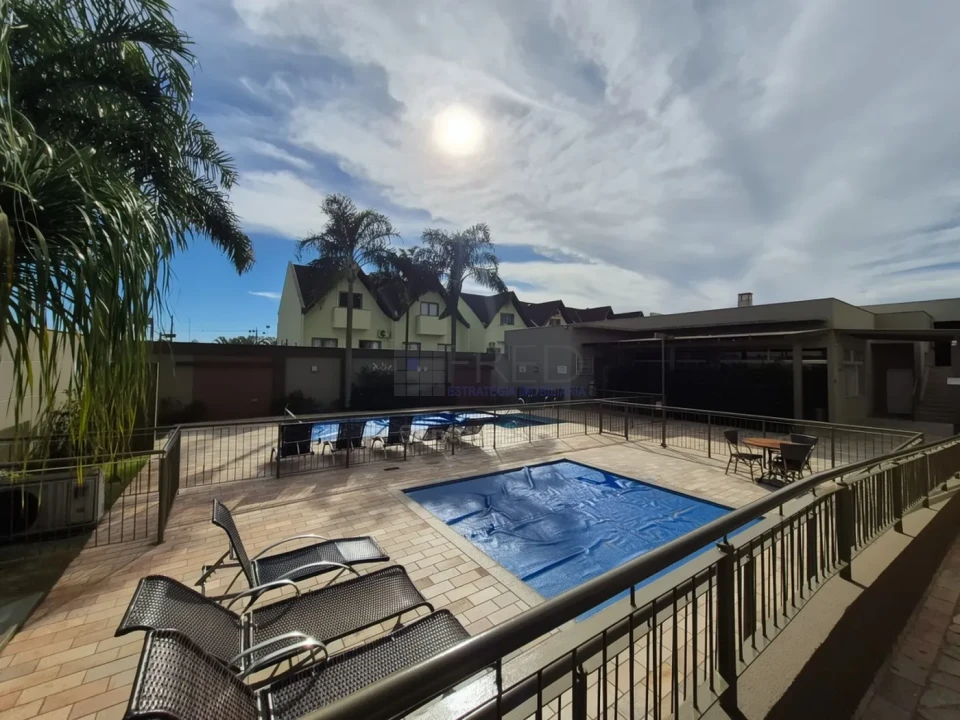 Imagens do imóveis APARTAMENTOAVENDA -ANDAR BAIXO - TORRES INGLATERRA