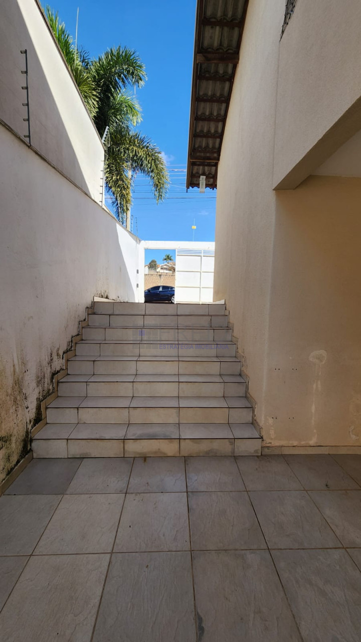 CASA DISPONIVEL PARA VENDA OU LOCAÇÃO - REGIÃO SUL DE LONDRINA