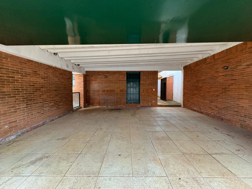 LINDA CASA A VENDA - TÉRREA- JARDIM MEDITERRANEO