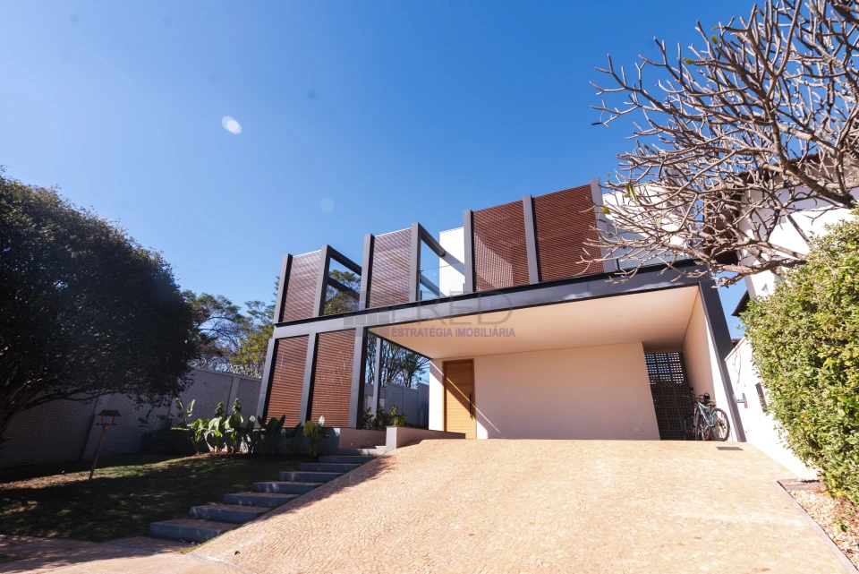LINDA RESIDENCIA A VENDA CONDOMINIO PITANGUÁ