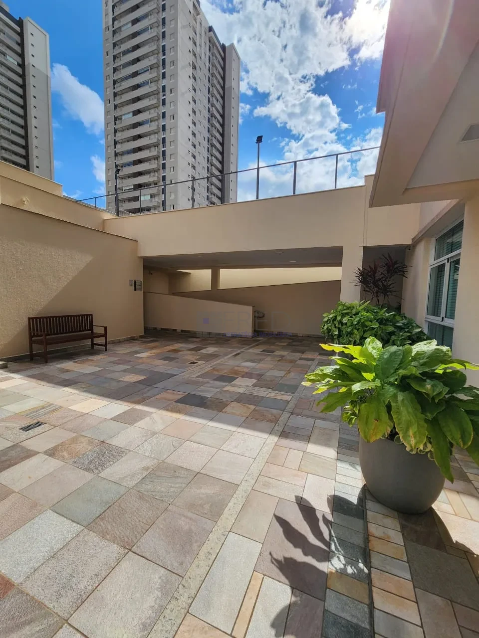 APARTAMENTO ANDAR ALTO, COMPLETO  "PORTEIRA FECHADA" - ÉLÉGANCE RESIDENCE