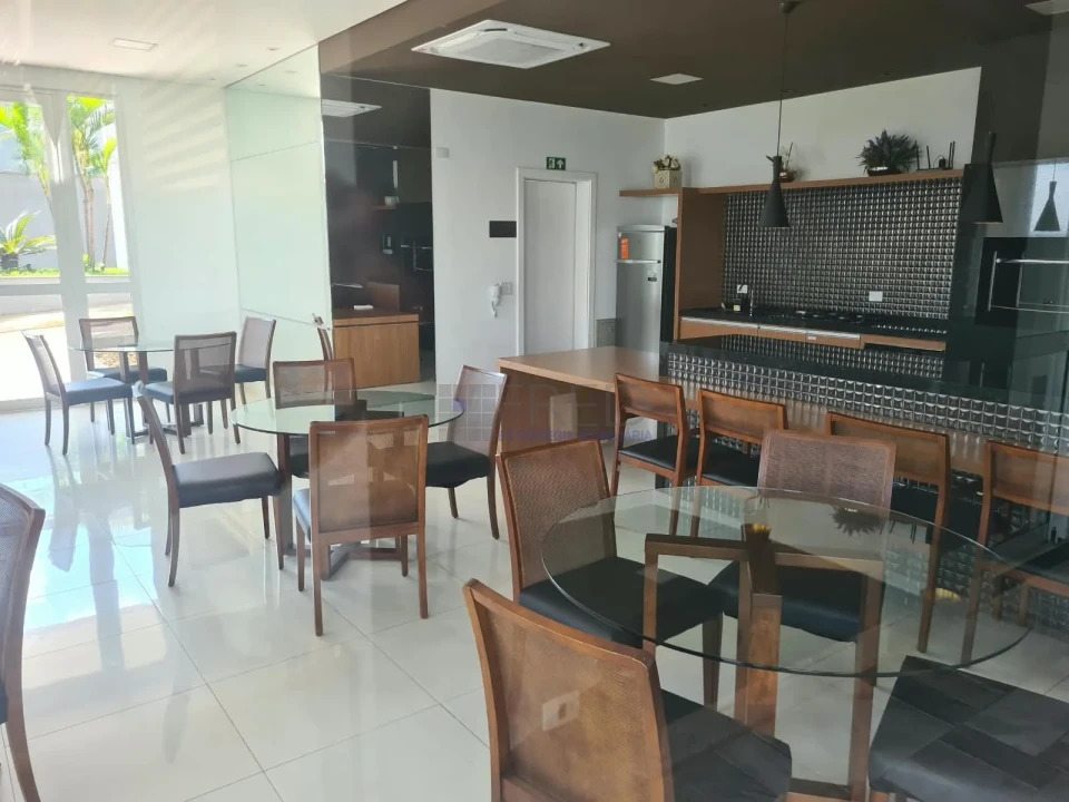 Imagens do imóveis LINDA RESIDECIA Á VENDA - 3 SUÍTES - CONDOMINIO  MORADAS DO VALE