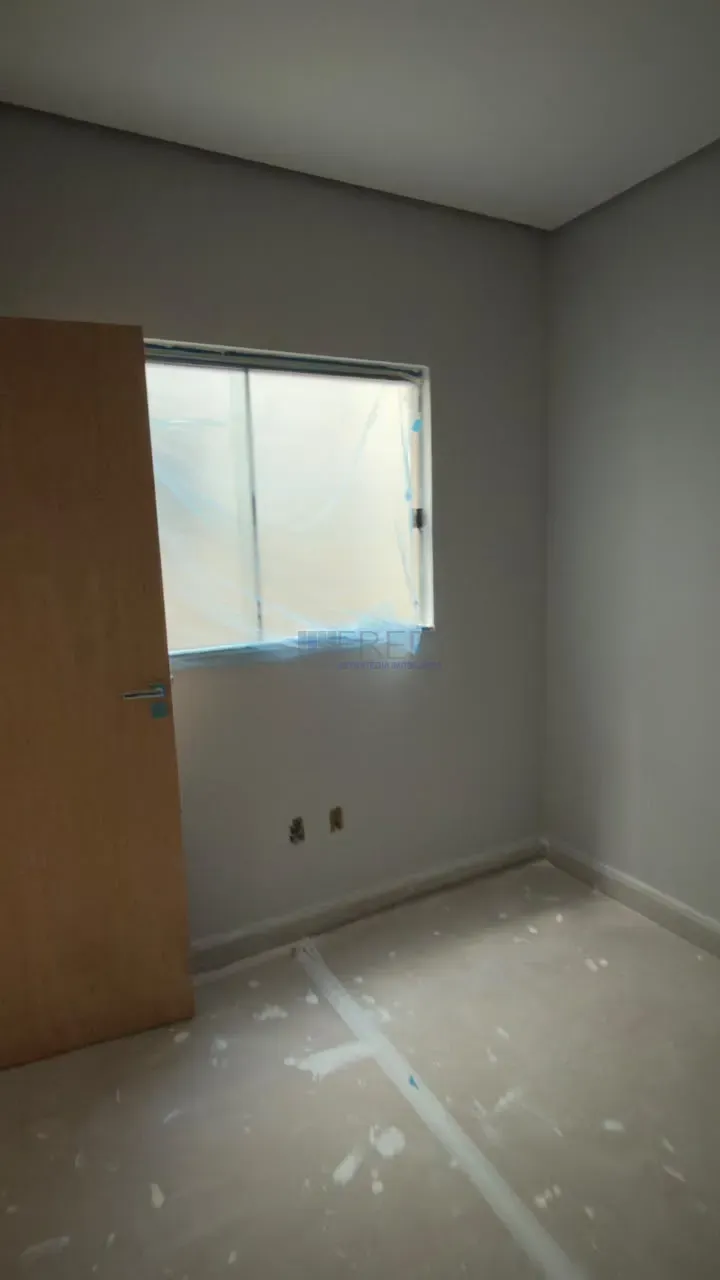 Imagens do imóveis LINDA CASA TÉRREA Á VENDA - CONDOMINIO MORADA DAS FLORES - ROSAS