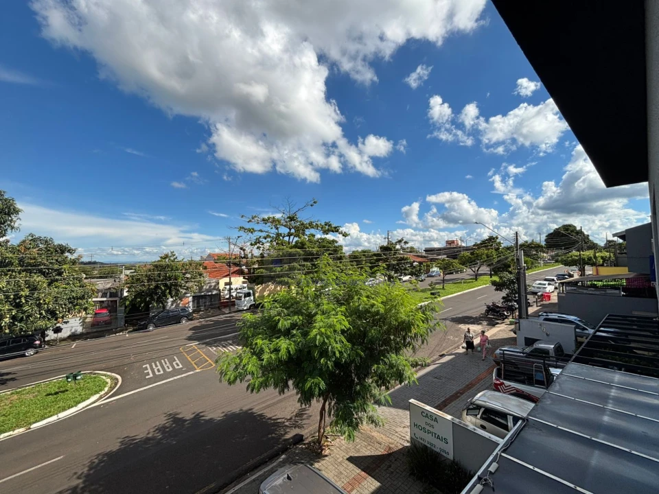 LINDA SOBRELOJA PARALOCAÇÃO