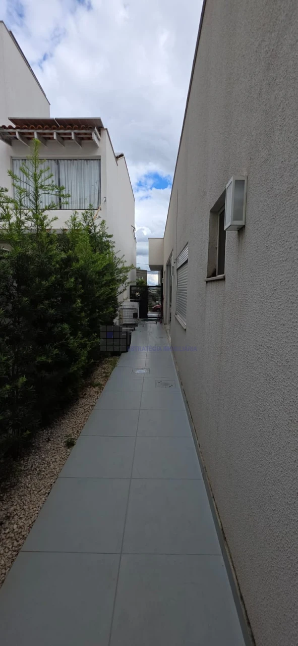 EXCELENTE CASA TÉRREA A VENDA - 3 SUÍTES - ROYAL FOREST RESIDENCE & RESORT