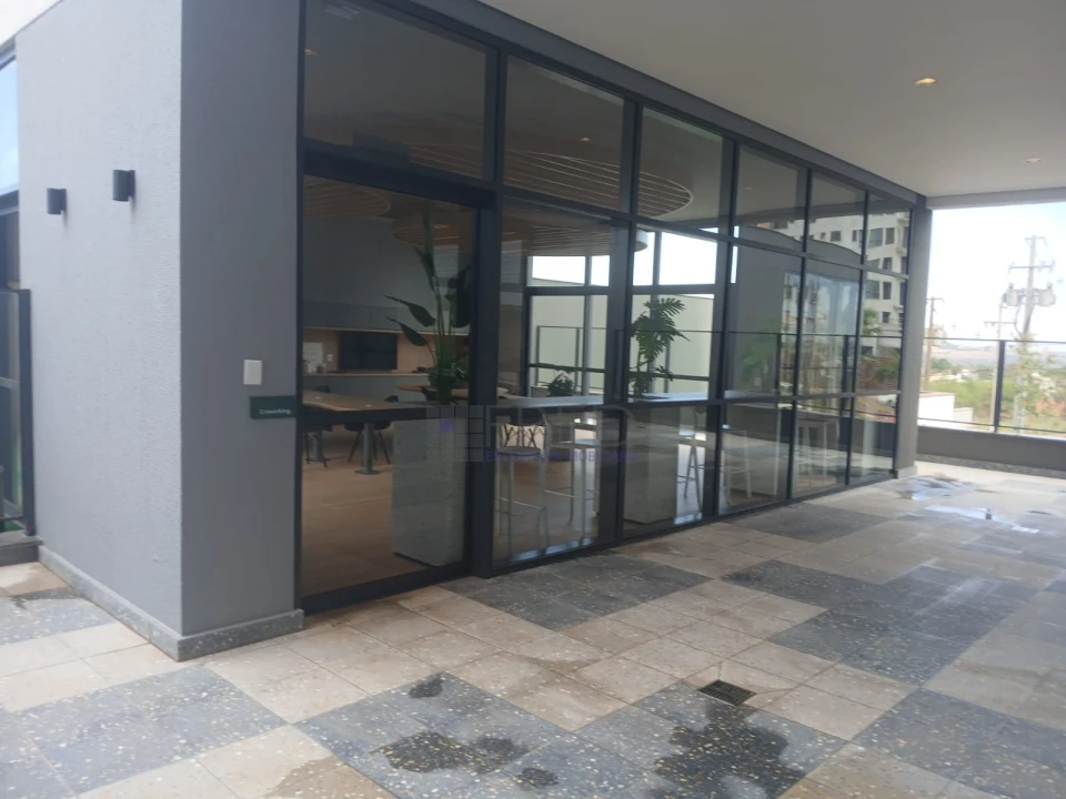 APARTAMENTO A VENDA - SENSE - ANDAR ALTO, 02 VAGAS DE GARAGEM COM BOX