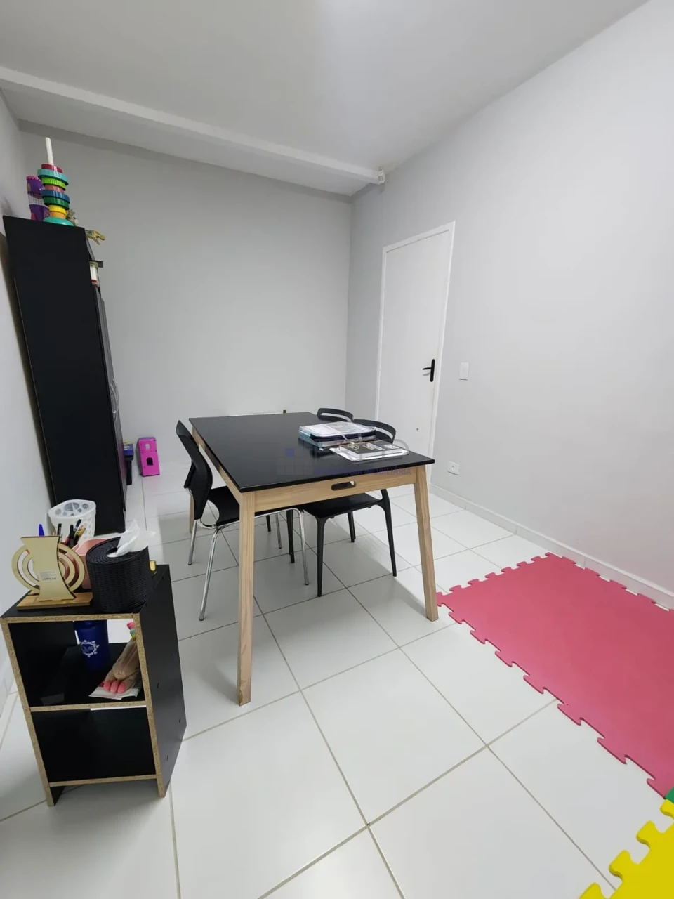 CASA COMERCIAL PARA LOCAÇÃO NO SHANGRI-LÁ