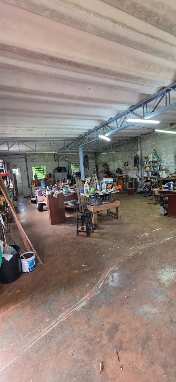 LINDA CHACARA A VENDA, PORTEIRA FECHADA - MORADIA OU LAZER EM CAMBÉ PR