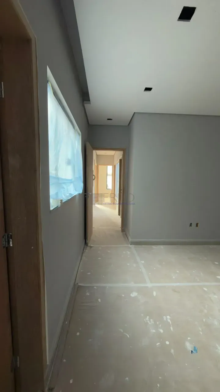 Imagens do imóveis LINDA CASA TÉRREA Á VENDA - CONDOMINIO MORADA DAS FLORES - ROSAS