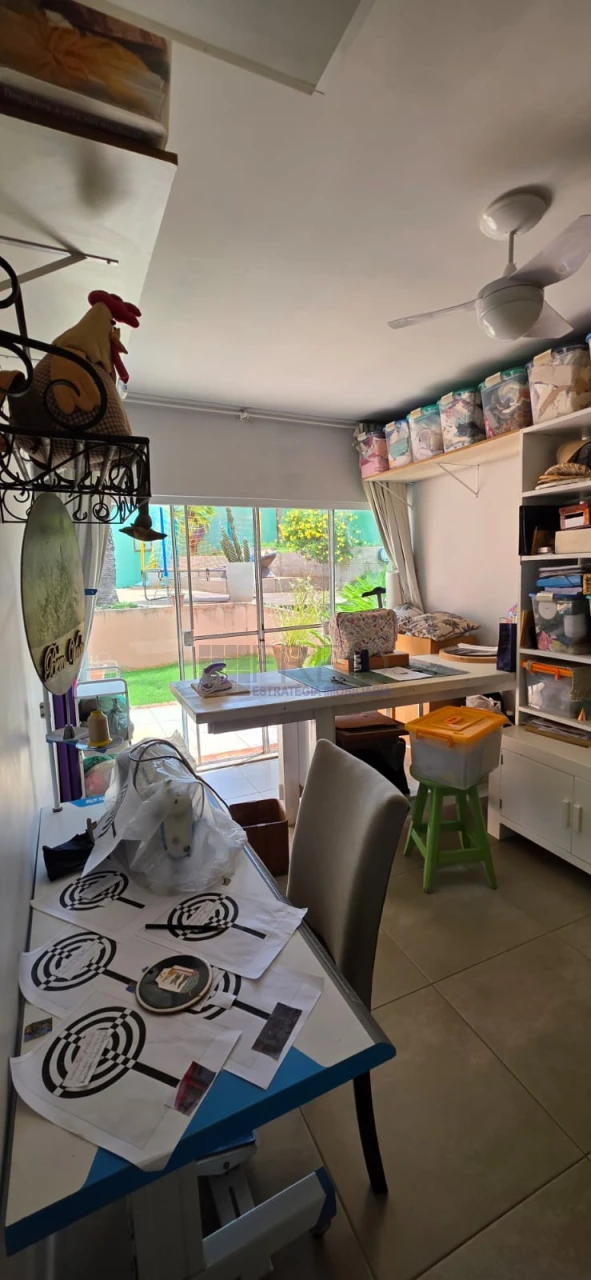 LINDA CHACARA A VENDA, PORTEIRA FECHADA - MORADIA OU LAZER EM CAMBÉ PR