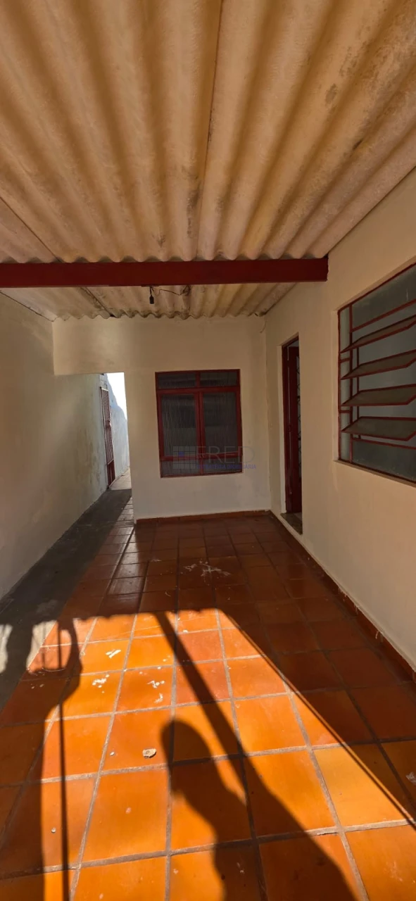 RESIDENCIA  A  VENDA RUA NILO GONZALES VICENTE - JARDIM CAFEZAL