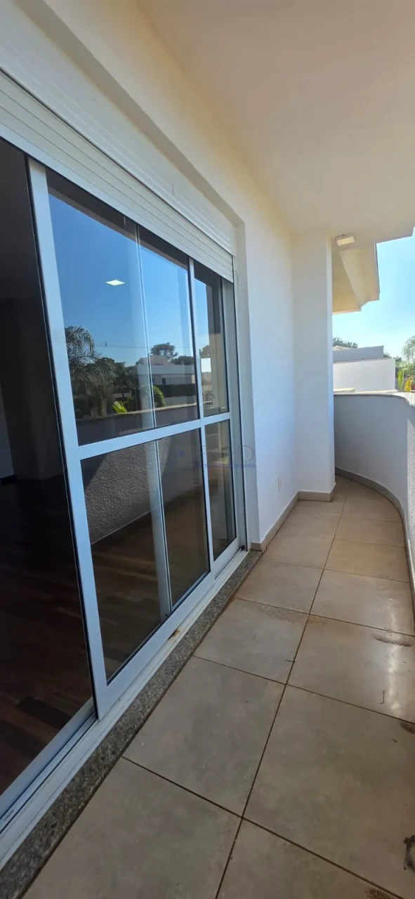 Imagens do imóveis RESIDENCIA Á VENDA - ROYAL MAISON