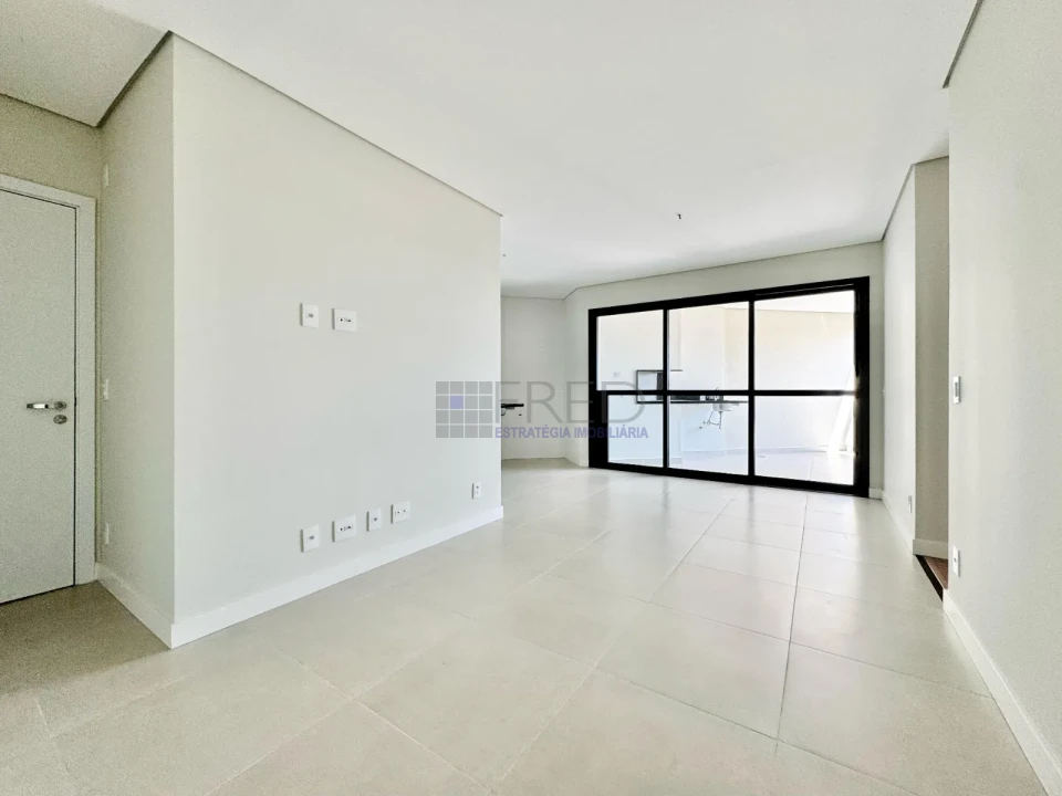 APARTAMENTO A VENDA - SOL DAMANHÃ - ANDAR  INTERMEDIÁRIO - CONDOMINIO ODYSSEY