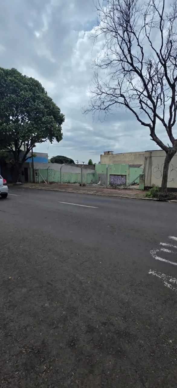 Imagens do imóveis TERRENO COMERCIAL Á VENDA