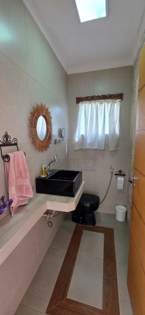 LINDA CHACARA A VENDA, PORTEIRA FECHADA - MORADIA OU LAZER EM CAMBÉ PR