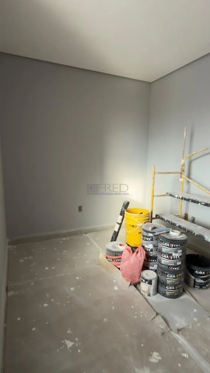 Imagens do imóveis LINDA CASA TÉRREA Á VENDA - CONDOMINIO MORADA DAS FLORES - ROSAS