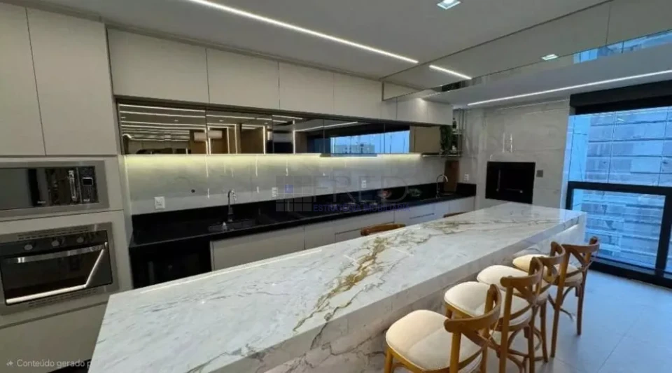 APARTAMENTO A VENDA -EDIFICIO TRIANON - ANDAR ALTO - LINDO